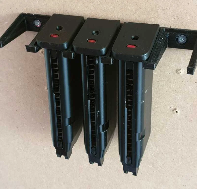 Giá treo băng đạn súng Glock gắn tường