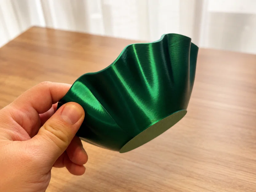 Bát trang trí 3D hiện đại thiết kế gợn sóng (Wavy Bowl) - Image 2