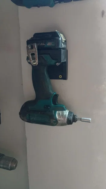 Giá treo tường cho máy khoan Makita 12V CXT (In 3D) - Image 2