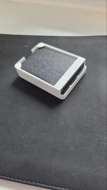 Hộp đựng dụng cụ niềng răng 3D tích hợp gương soi tiện lợi - Image 1