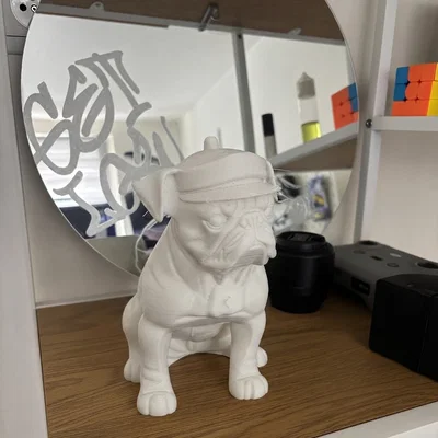 Chú chó bulldog đội mũ - Mô hình in 3D đáng yêu