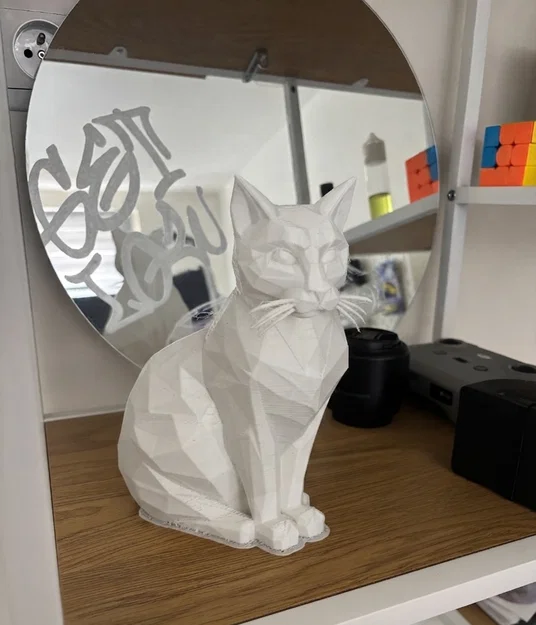 Tượng Mèo Low-Poly | Nghệ thuật Hình khối - Image 1
