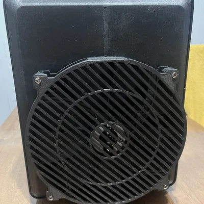 Mặt trước gắn quạt 200mm cho case Jonsbo N3