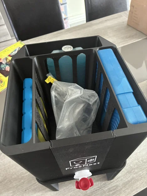 FrosNest Bag – Hộp giữ lạnh cho rượu vang 3L - Image 10