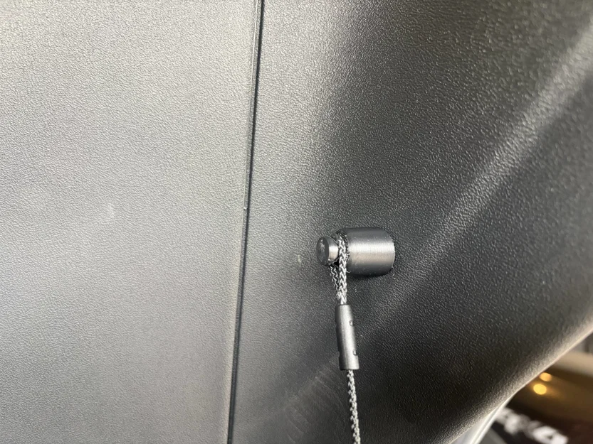 Bát treo dây cốp sau thay thế cho Volkswagen ID.4 (2020-2026) - Image 1