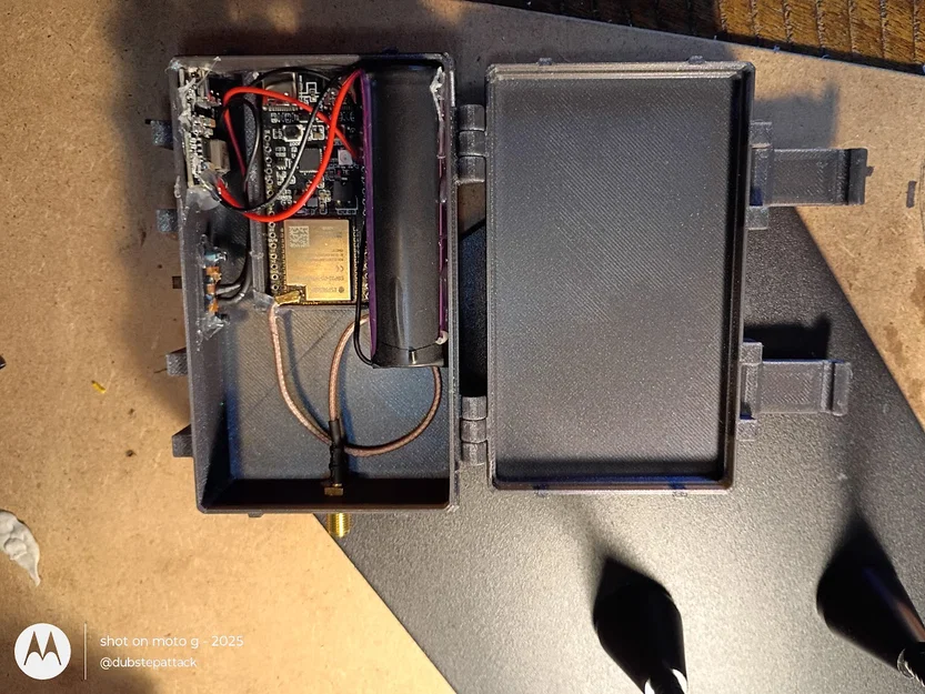Vỏ hộp DIY Biscuit cho ESP32-C5 Devkit V1.2 (Warbox bởi Dubstepattack) - Image 4