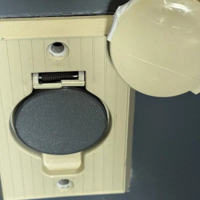 Nút bịt lỗ hút bụi trung tâm (Central Vacuum Wall Inlet Plug)
