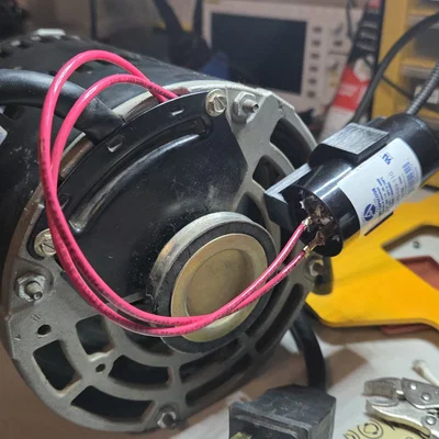 Giá Đỡ Tụ Điện Động Cơ AC (Loại Đa Năng, In 3D)