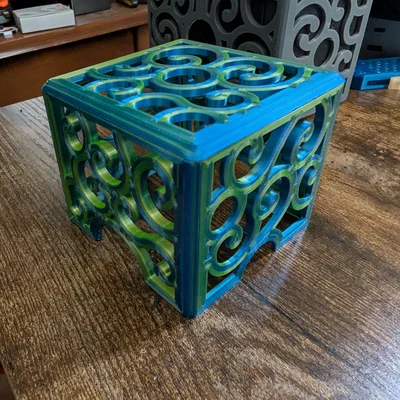 Hộp đựng bài Filigree v2(.5)