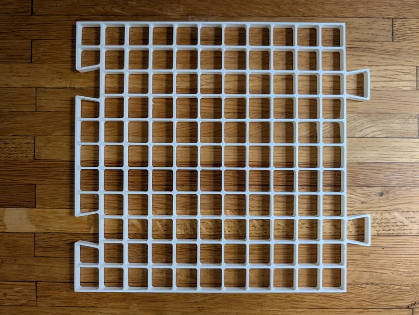 Tấm lưới bảo vệ máy lạnh chống mèo leo trèo (Mini-Split Cat Guard) - Image 2