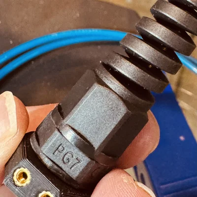 Adapter đầu cáp PG7