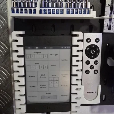 Giá đỡ remote quạt Create cho bảng Skadis