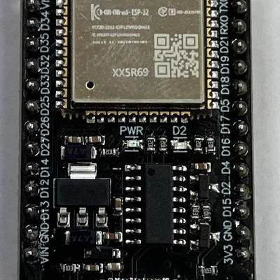 Tay cầm chơi game ESP32 (ESP32 Gamepad)