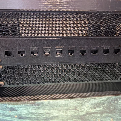 Tấm che 10 inch 1U - Bề mặt thông gió với họa tiết tùy biến