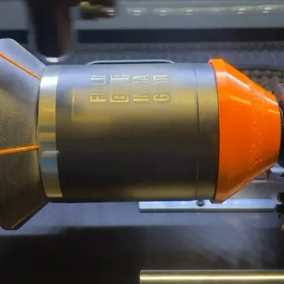 Conical Gripper và cốc đỡ đuôi cho trục xoay dạng chuck