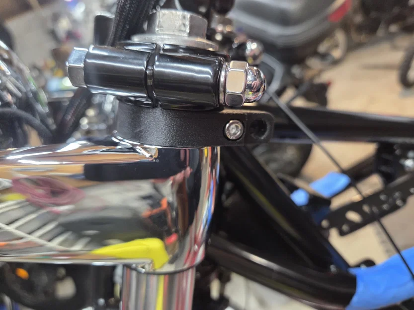 Giá đỡ xi nhan xe máy 36mm cho Kawasaki H1 H2 Z1 900 - Image 5