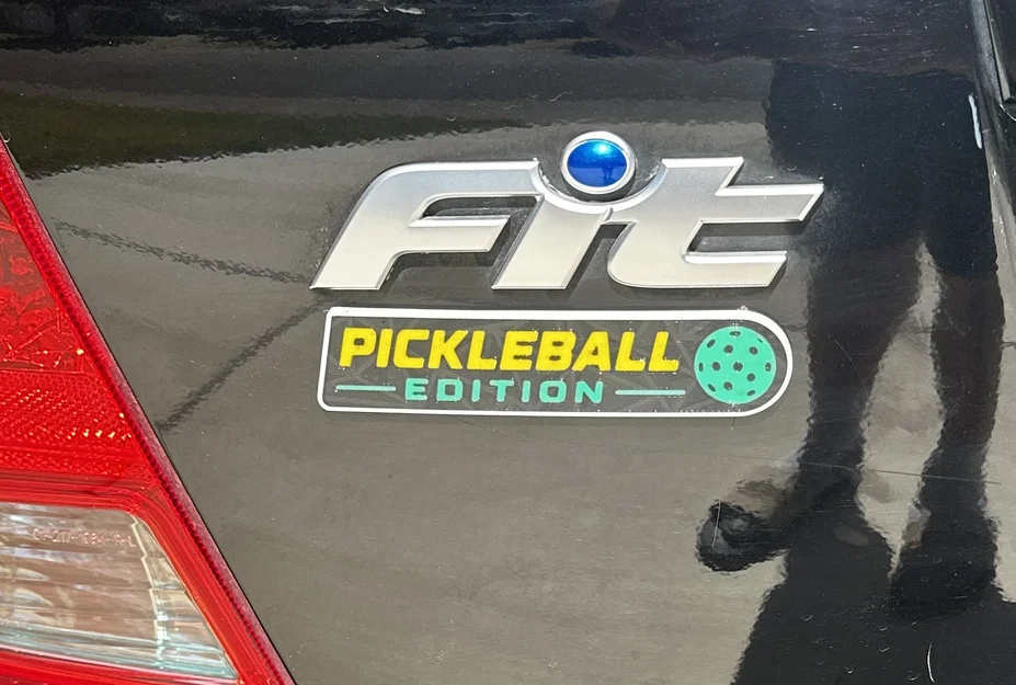Logo trang trí xe phiên bản Pickleball - Image 1