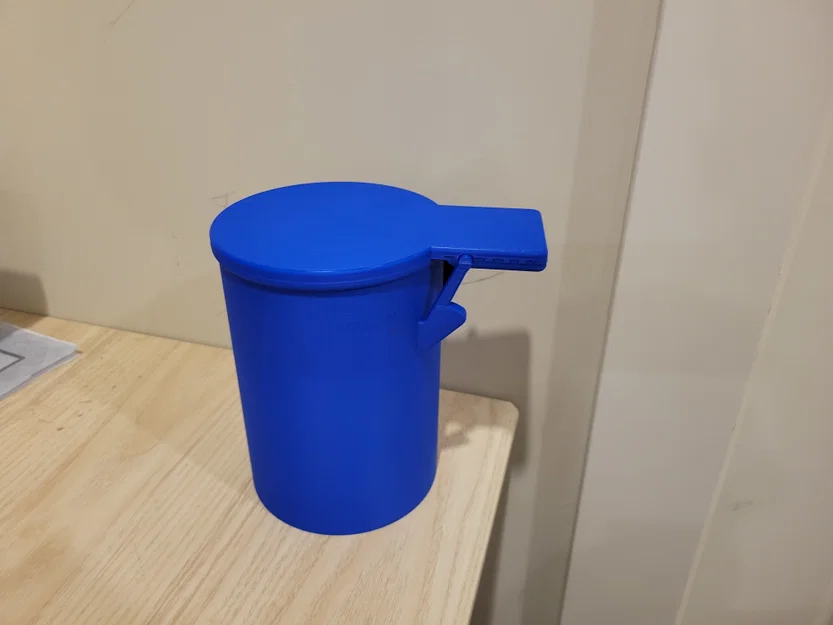 Thùng rác để bàn in 3D có nắp đậy đóng mở tiện lợi - Image 1