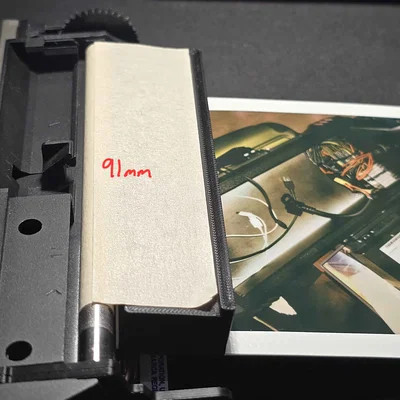 Hướng dẫn dán băng dính trên trục lăn Polaroid Spectra và linh kiện phụ