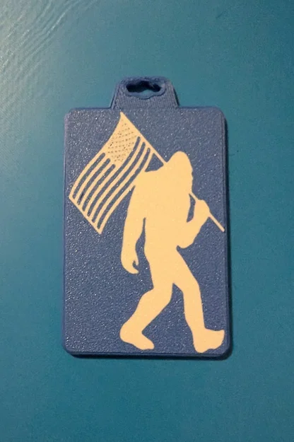 Hộp Đựng Thẻ/ID Hình Bigfoot Patriotic - Image 3