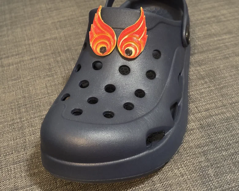 Charm Clog Hình Mắt Lửa Fireball - Phụ Kiện Trang Trí Độc Đáo - Image 1