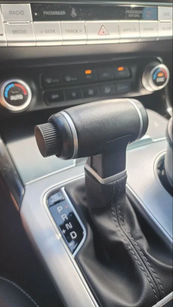 Nút nhấn cần số Kia Stinger 2019 - Image 1