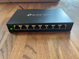 Giá đỡ treo tường hoặc để bàn cho TP-LINK TL-SG108E - Image 1