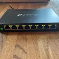 Giá đỡ treo tường hoặc để bàn cho TP-LINK TL-SG108E - Thumbnail 1