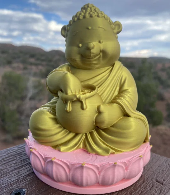 Tượng Phật Winnie-the-Pooh ngồi hoa sen (Winnie-the-Poohddha Lotus Statue) - Image 1