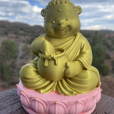 Tượng Phật Winnie-the-Pooh ngồi hoa sen (Winnie-the-Poohddha Lotus Statue)