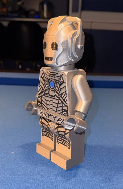Mô hình Dr. Who Cyberman MegaFigure (Tỷ lệ 5:1) - Image 3