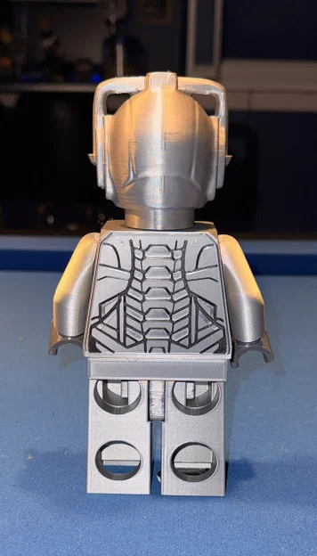 Mô hình Dr. Who Cyberman MegaFigure (Tỷ lệ 5:1) - Image 4