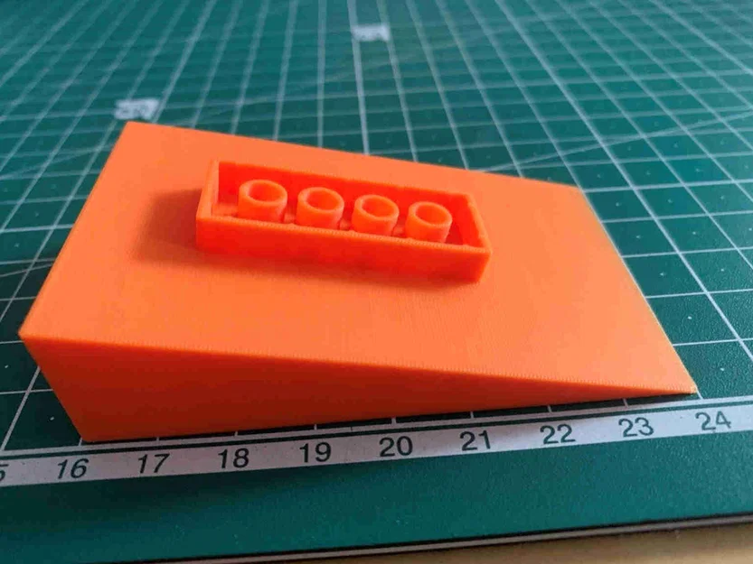Đế trưng bày 14 độ cho mô hình Bitcoin phong cách LEGO - Image 4