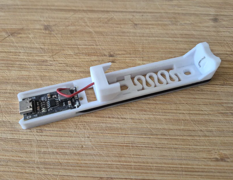 Bộ sạc pin 18650 nhanh 3A với module IP2312 in 3D - Image 1