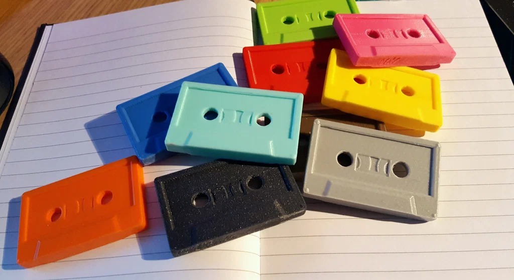 Mô hình băng Cassette (13 Reasons Why) - Image 1