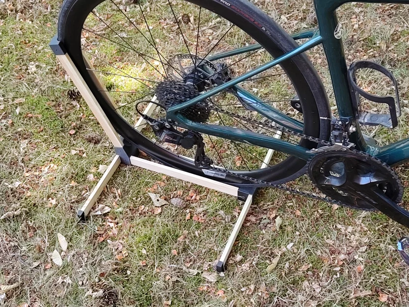 Giá đỡ xe đạp với các thanh gỗ (Bike Stand with wood strips) - Image 1