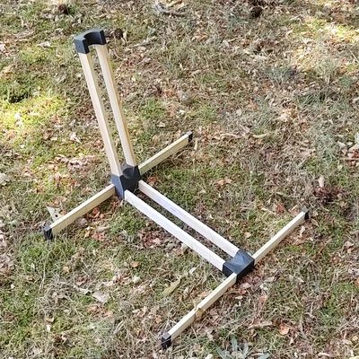 Giá đỡ xe đạp với các thanh gỗ (Bike Stand with wood strips)