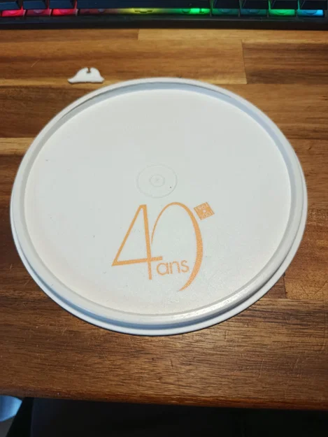 Nắp đậy hộp Tupperware (Phiên bản kỷ niệm 40 năm) - Image 1