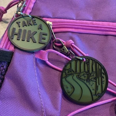 Móc khóa chủ đề đi bộ đường dài in 3D (Hiking Themed Keychains)