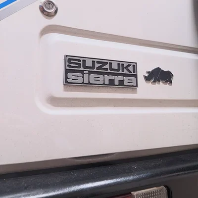 Mẫu in 3D logo đuôi xe Suzuki Sierra (Suzuki Sierra Rear Emblem)