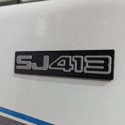 Biểu tượng tem xe Suzuki SJ413 (Logo trang trí cho Sierra và Samurai)