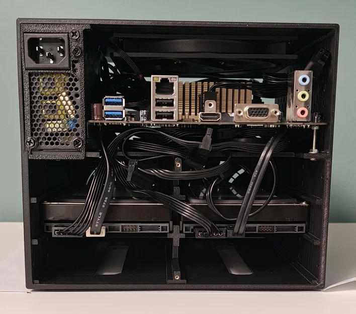 Thùng máy NAS 6 khay 8L siêu nhỏ gọn (Mini-ITX / Mini PC + FlexATX) - Image 9