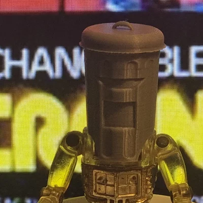 Mũ bảo hiểm Count Binface cho mô hình Time Traveler