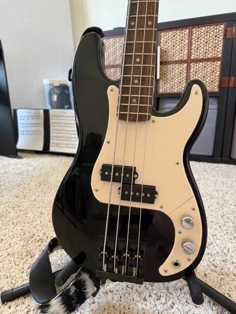 Pickguard cho Squier Mini P Bass - Image 1