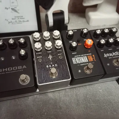 Pedalboard một hàng (Single row)