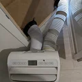 Khung cửa sổ gắn ống máy lạnh di động với khớp nối nam châm - Thumbnail 1