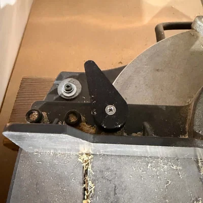 Tay cầm hãm máy cưa bàn (Fence Brake Lever for Miter Saw)