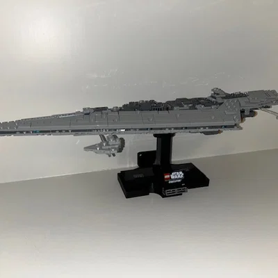 Giá treo tường cho mô hình Lego Star Wars Midi-scale