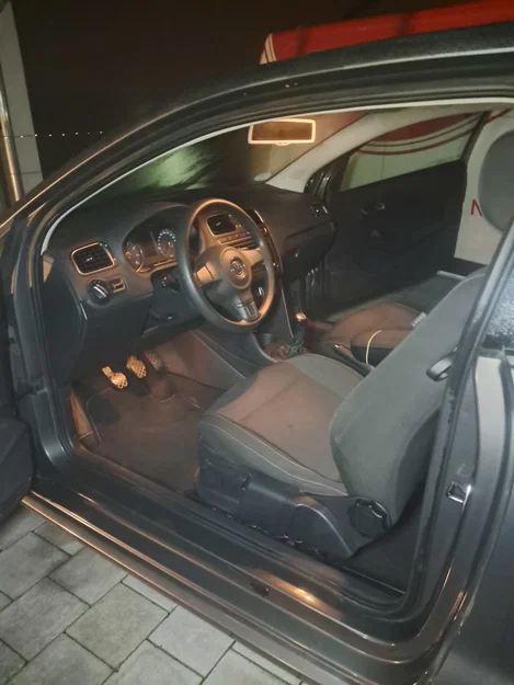 Khung Lưới Lọc Gió Độ Tự Chế Cho Volkswagen Polo 6R - Image 1