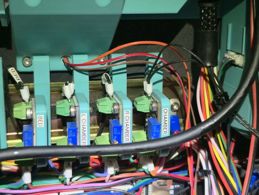 Khay hứng rác tích hợp chổi servo cho Ender 3 NG v1.2 - Image 3